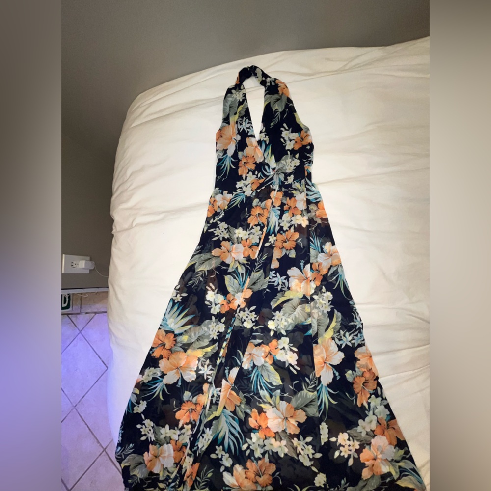 FLORAL MAXI DRESS WITH LEG SLIT
